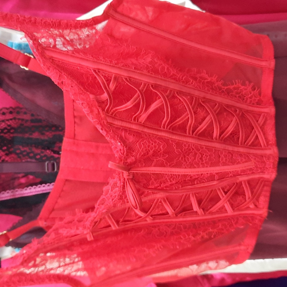 Victoria's Secret 36B